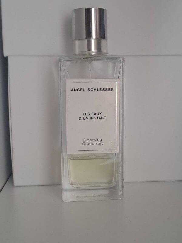 Angel Schlesser Blooming Grapefruit