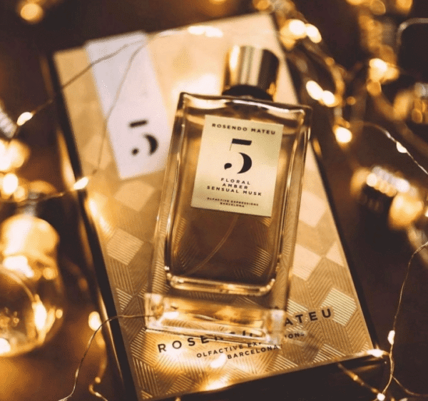Rosendo Mateu №5 Floral, Amber, Sensual Musk